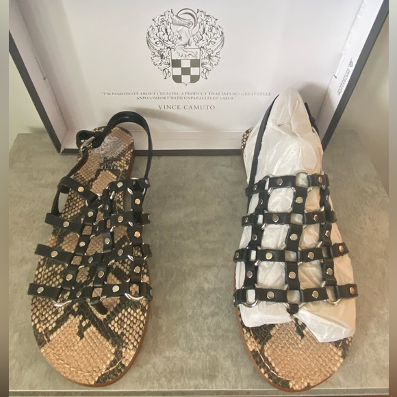 NEW Black Vince Camuto gladiator sandals with silver hardware 7.5. - Picture 2 of 4